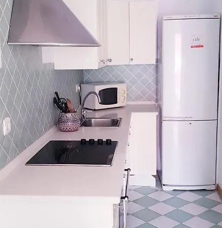 3 Bedrooms Soho Parking Included Apartment *