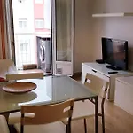 3 Bedrooms Soho Parking Included דירה