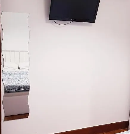 Appartamento 3 Bedrooms Soho Parking Included